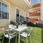 Granada Park S01a شقة أرونا