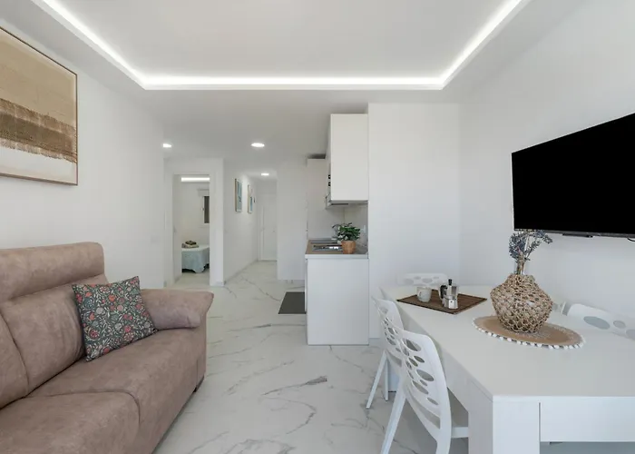 Granada Park S01a 公寓 阿罗纳