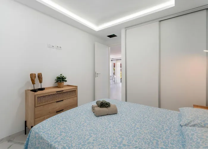 Granada Park S01a 公寓